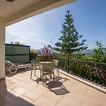 Marine Hotel